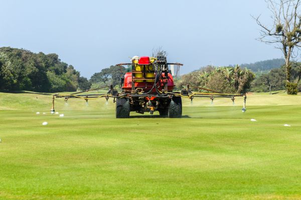 Golf Course Lawn Care in Jacksonville